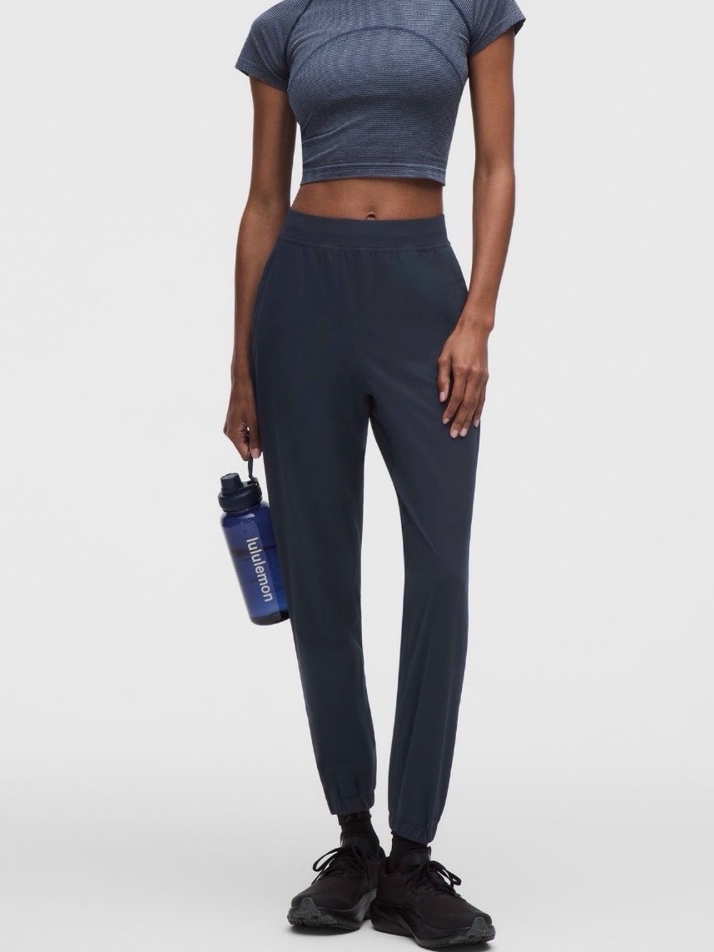 LULULEMON ADAPTED STATE JOGGER TRUE NAVY SIZE 12 LIKE NEW RETAILS $148